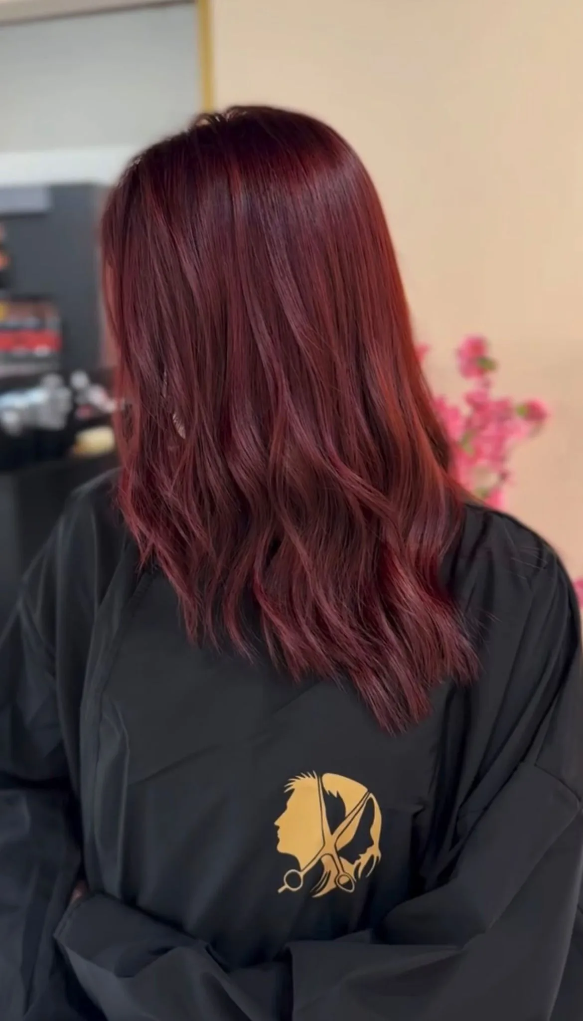 Rot Burgund Haarfarbe Ergebnis — Salon Palmira Graz