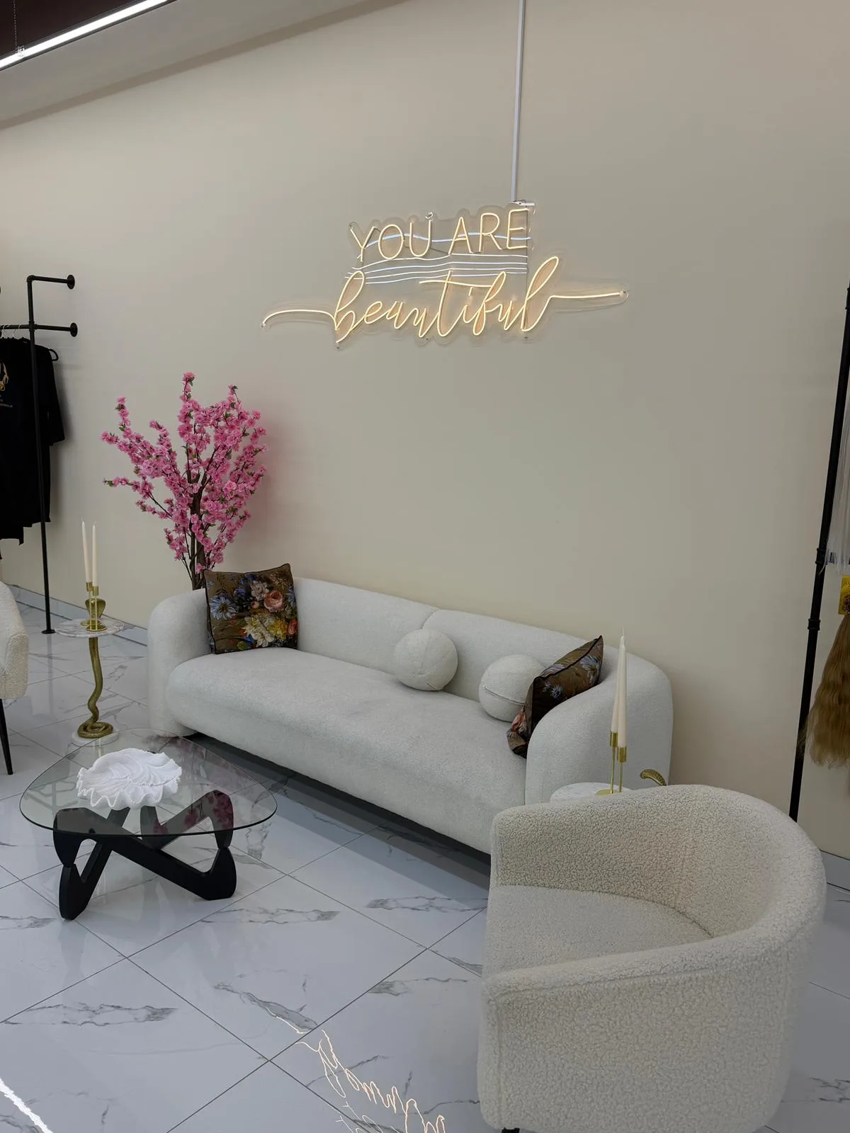 Salon Palmira Lounge — You Are Beautiful Neon Graz